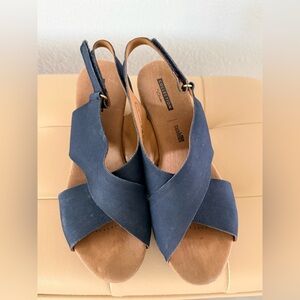 Clarks Navy Blue Sandals